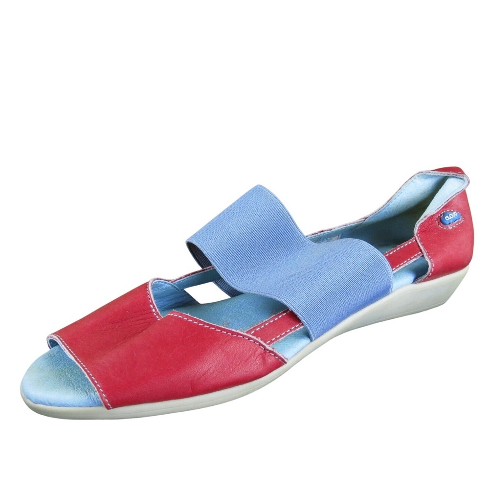 Cloud Women's  Ankle‎ Strap Red Leather Sz 37 Medium Gently Used 2025